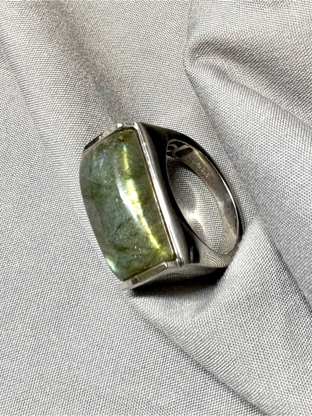 Labradorite Solitaire Ring in Platinum Bond Size 9